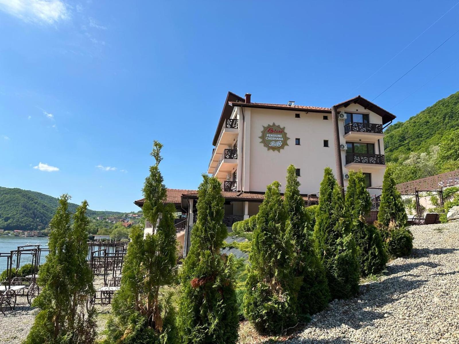 Bed and Breakfast Bliss Dubova Exterior foto