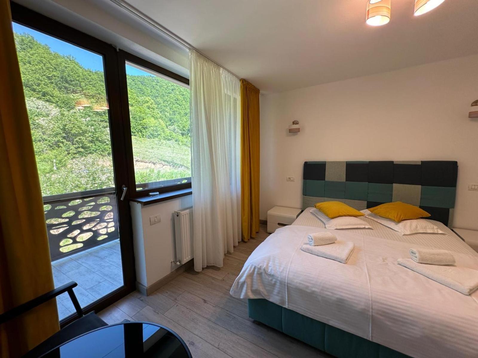 Bed and Breakfast Bliss Dubova Exterior foto